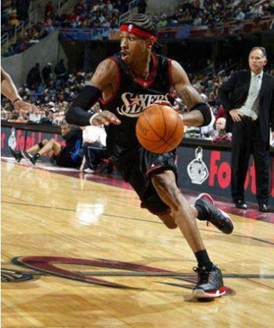 51818